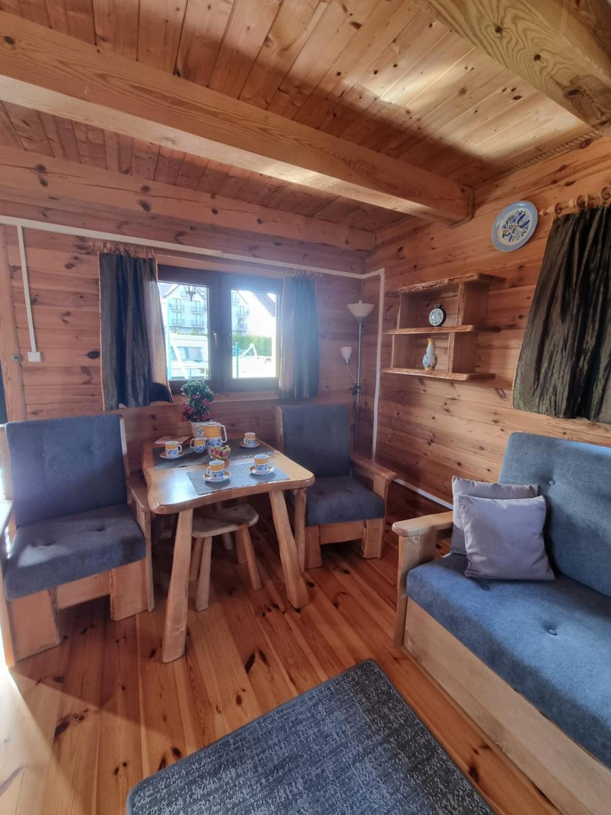 הוילה קארוויה Apartamentowe Domki Drewniane Colorado מראה חיצוני תמונה