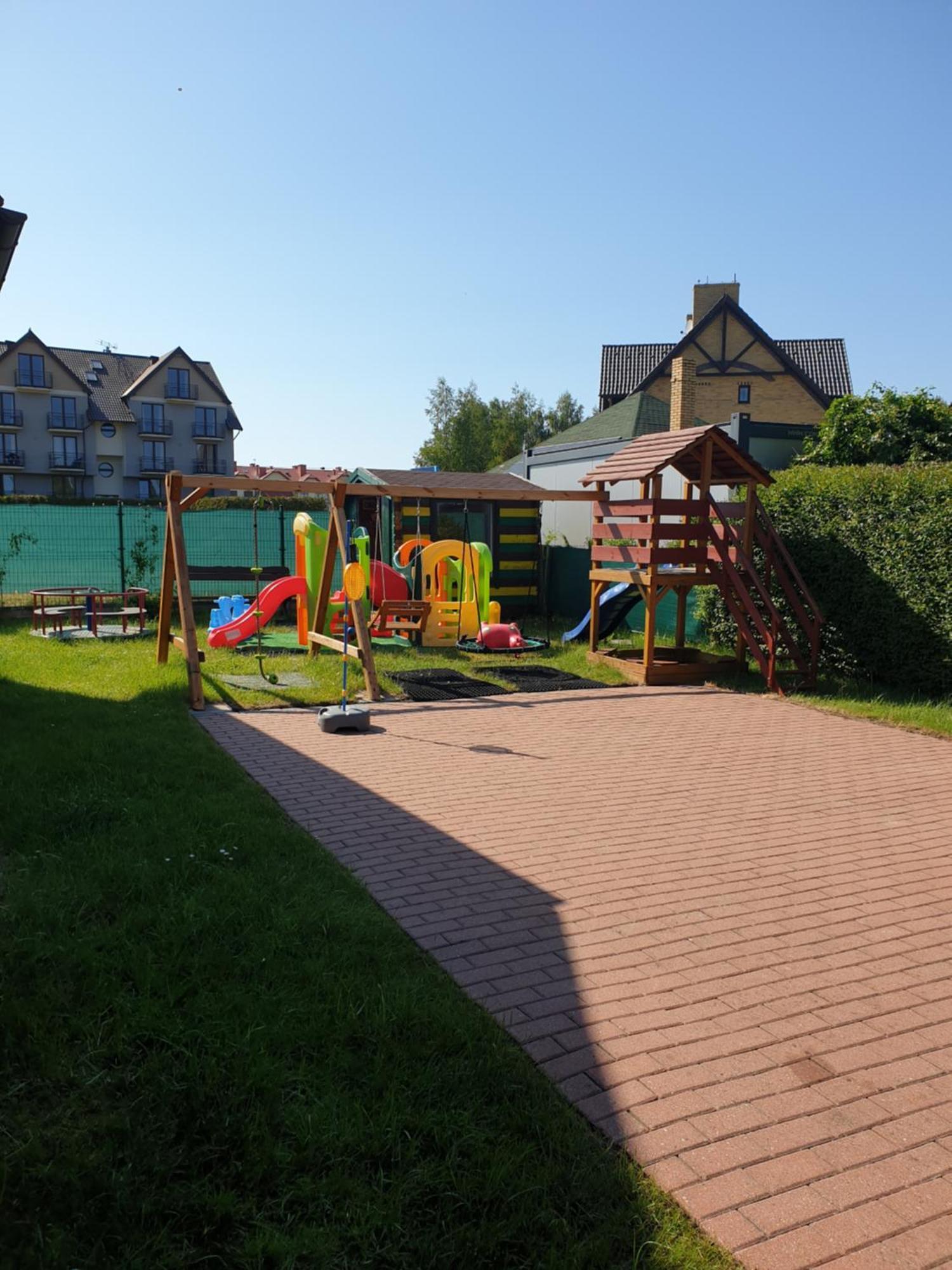הוילה קארוויה Apartamentowe Domki Drewniane Colorado מראה חיצוני תמונה